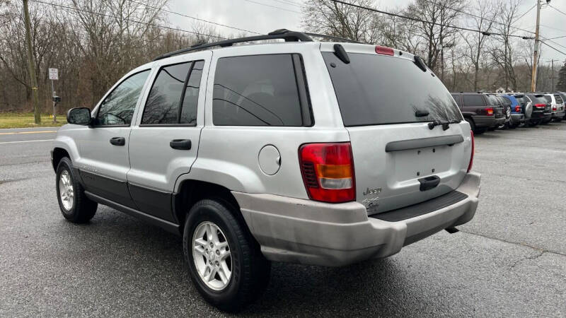 2004 Jeep Grand Cherokee Laredo photo 20