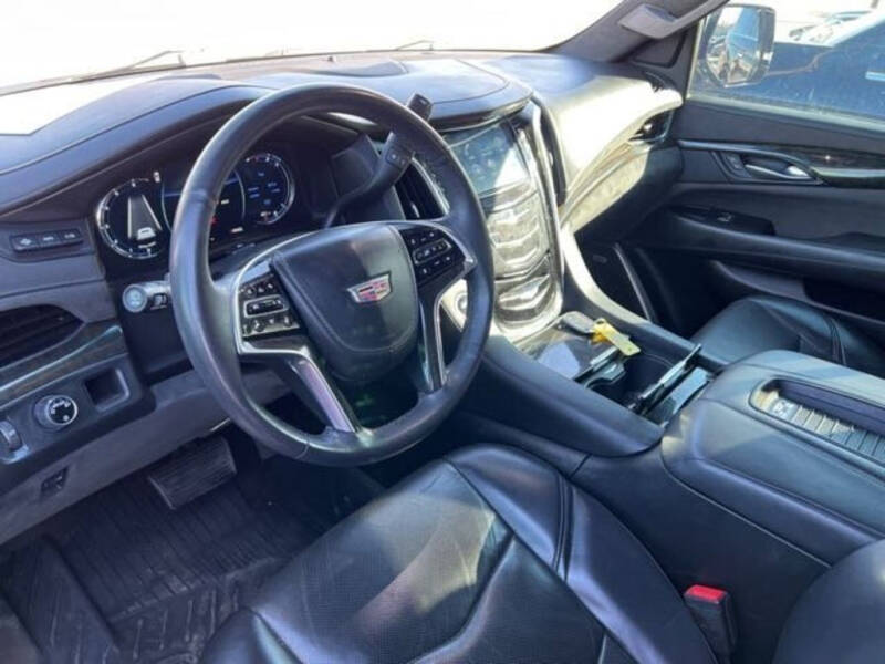 2018 Cadillac Escalade Platinum