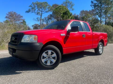 2005 Ford F-150 for sale at VICTORY LANE AUTO SALES in Port Richey FL