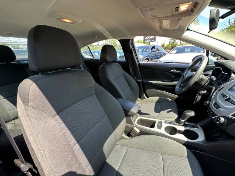 2018 Chevrolet Cruze LS Auto