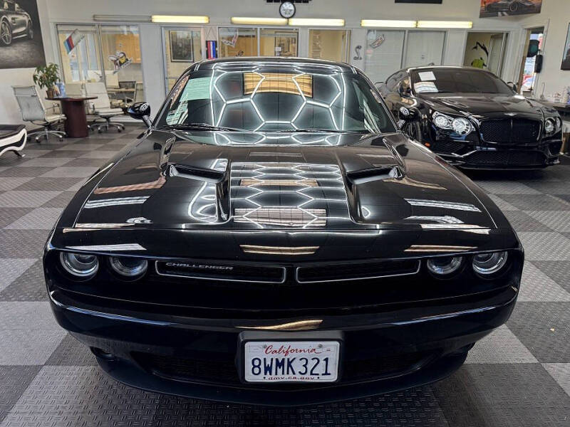 2021 Dodge Challenger SXT