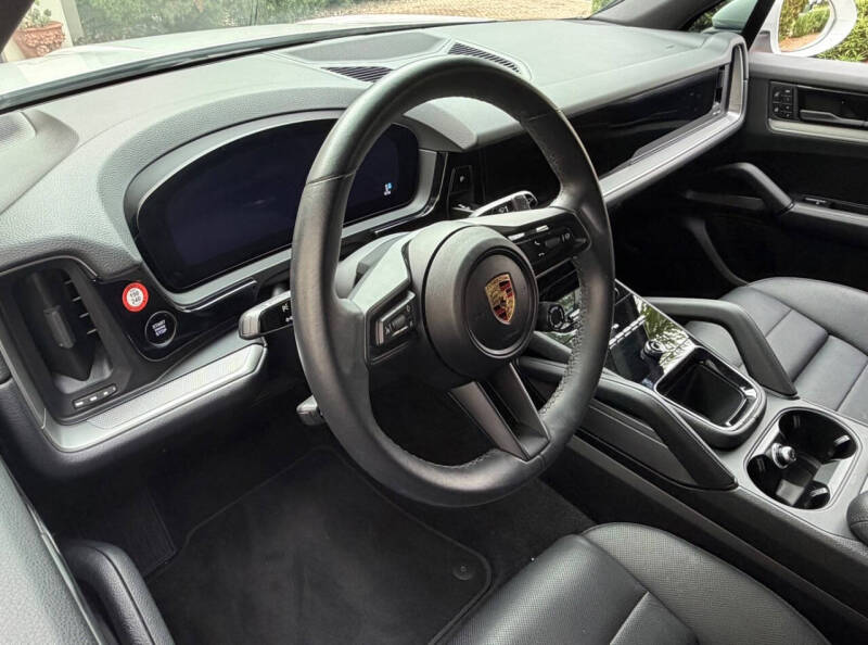 2024 Porsche Cayenne