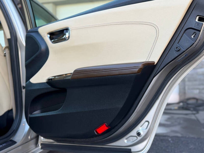 2014 Toyota Avalon Limited