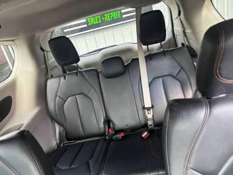 2017 Chrysler Pacifica