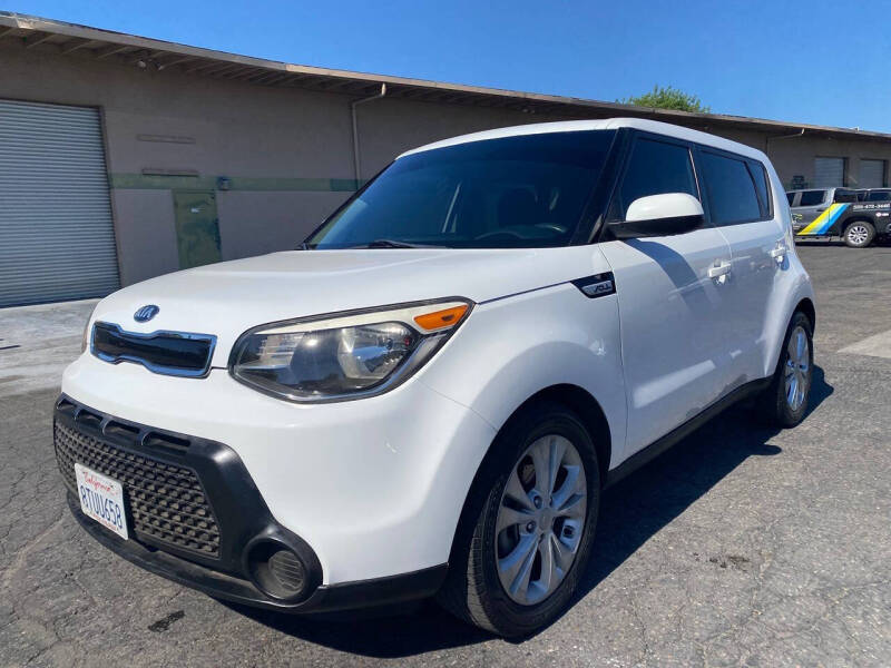 2015 Kia Soul +
