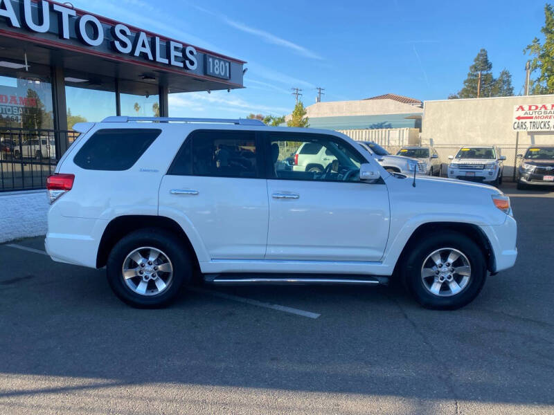 2011 Toyota 4Runner Limited photo 2