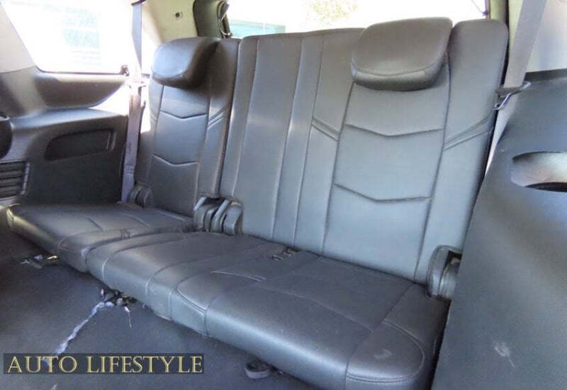 2017 Cadillac Escalade Luxury