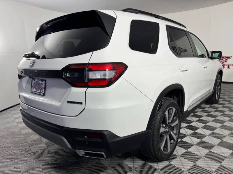 2024 Honda Pilot Touring