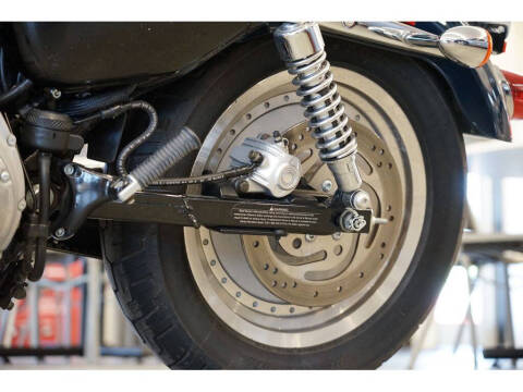 2004 Harley-Davidson XL883C