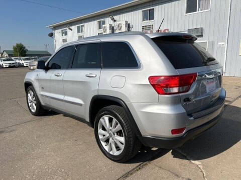 2011 Jeep Grand Cherokee Laredo X