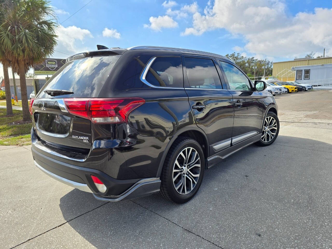 2018 Mitsubishi Outlander for sale at Bascarshop in Tampa, FL