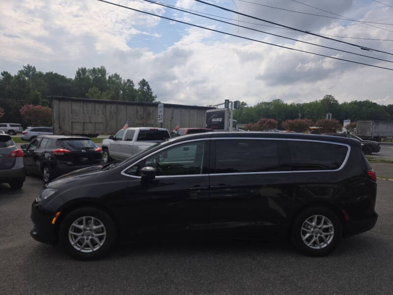 2017 Chrysler Pacifica LX
