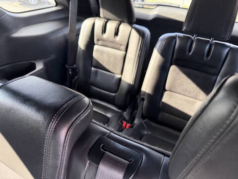 2011 Ford Explorer XLT