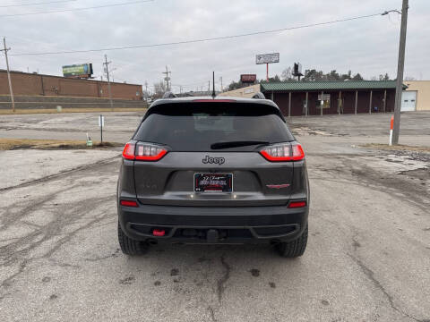 2020 Jeep Cherokee Trailhawk