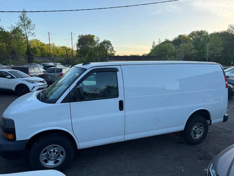 2019 Chevrolet Express 2500