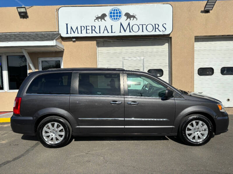 2015 Chrysler Town and Country for sale at Imperial Motors in Plainville CT