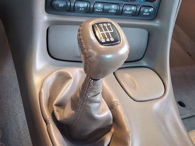 2004 Chevrolet Corvette