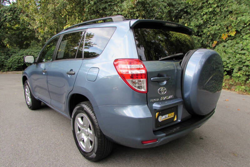 2010 Toyota RAV4 Base photo 4