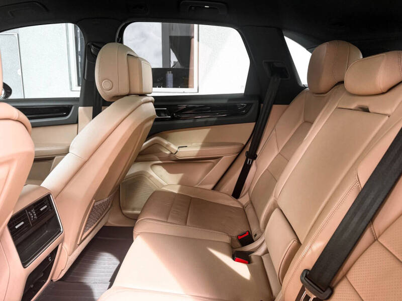 2020 Porsche Cayenne
