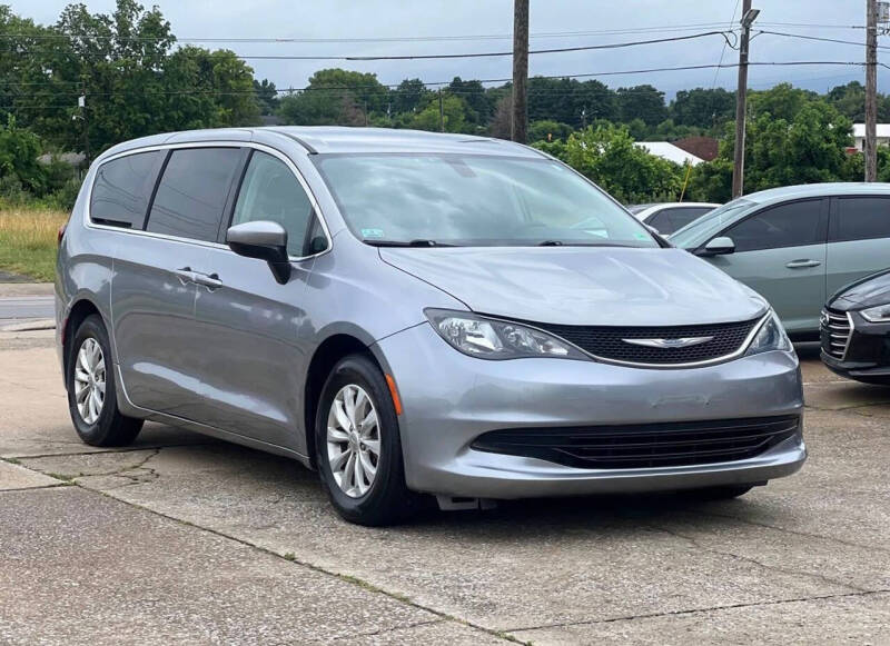 2017 Chrysler Pacifica Touring