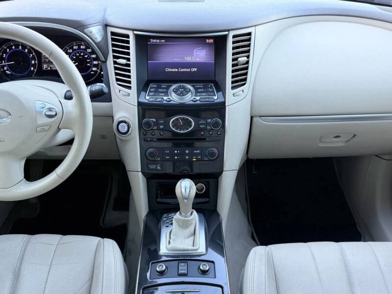 2013 Infiniti FX37