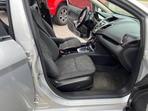 2012 Ford Fiesta SES