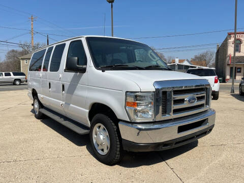 2008 Ford E-Series Wagon for sale at Auto Gallery LLC in Burlington WI