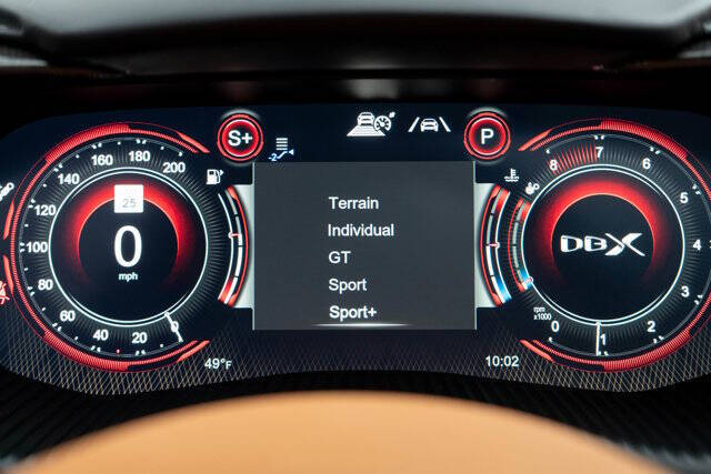 2024 Aston Martin DBX 707