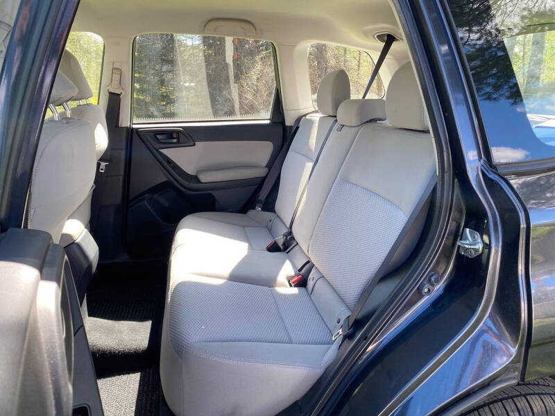 2016 Subaru Forester 2.5i