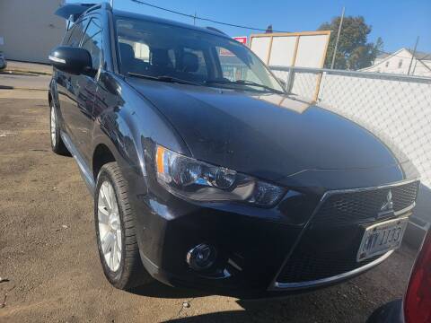 2013 Mitsubishi Outlander for sale at The Bengal Auto Sales LLC in Hamtramck MI