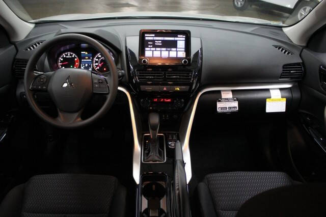 2026 Mitsubishi Eclipse Cross LE