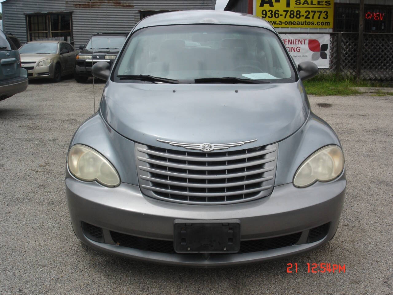 Gray 2009 Chrysler PT Cruiser Base 4dr Wagon 1