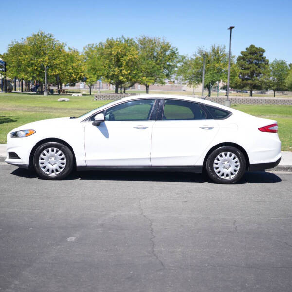 2013 Ford Fusion S