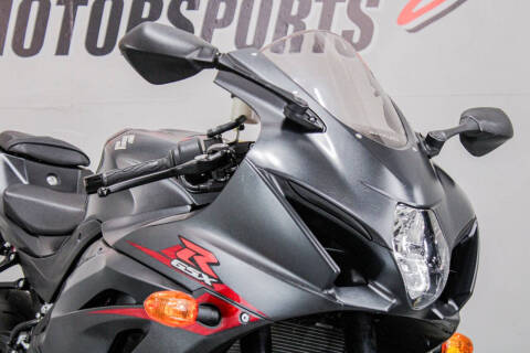 2017 Suzuki GSX-R1000