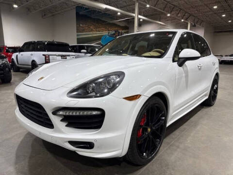 2013 Porsche Cayenne GTS