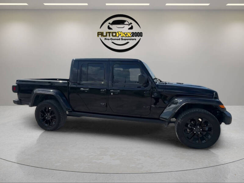 2024 Jeep Gladiator NightHawk