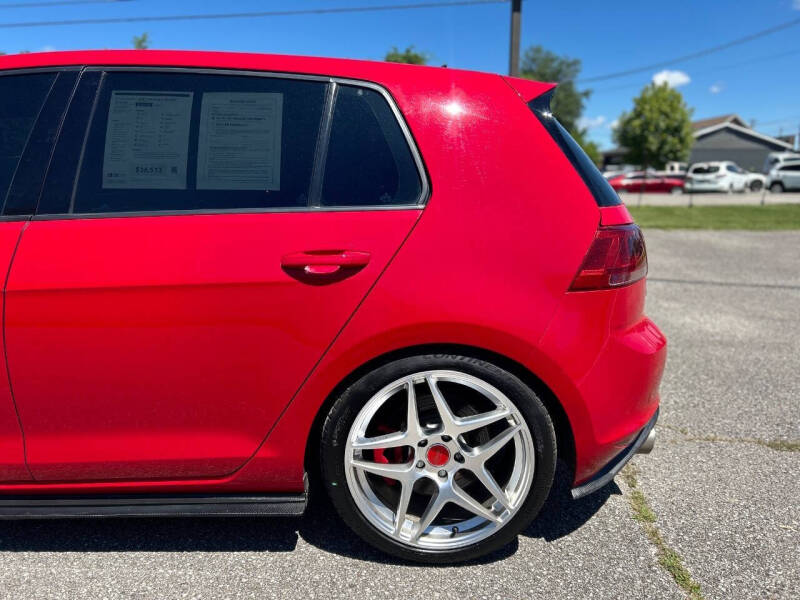 2017 Volkswagen Golf GTI SE