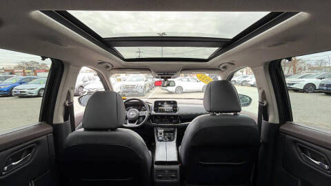 2022 Nissan Rogue SL