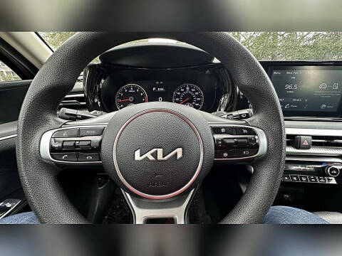 2022 Kia K5