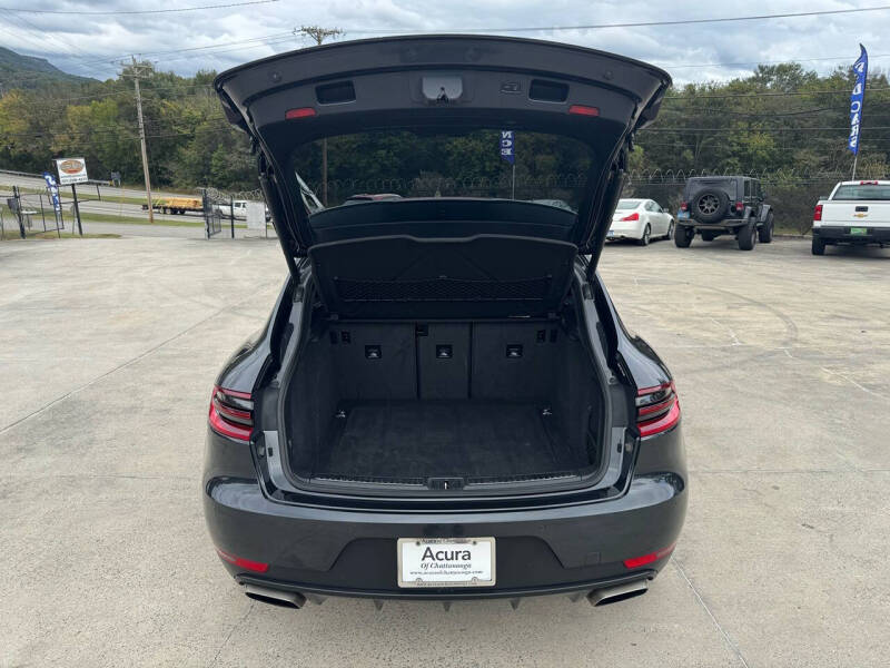 2018 Porsche Macan