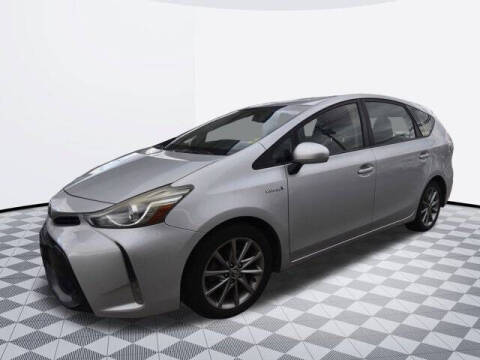 2015 Toyota Prius v Five