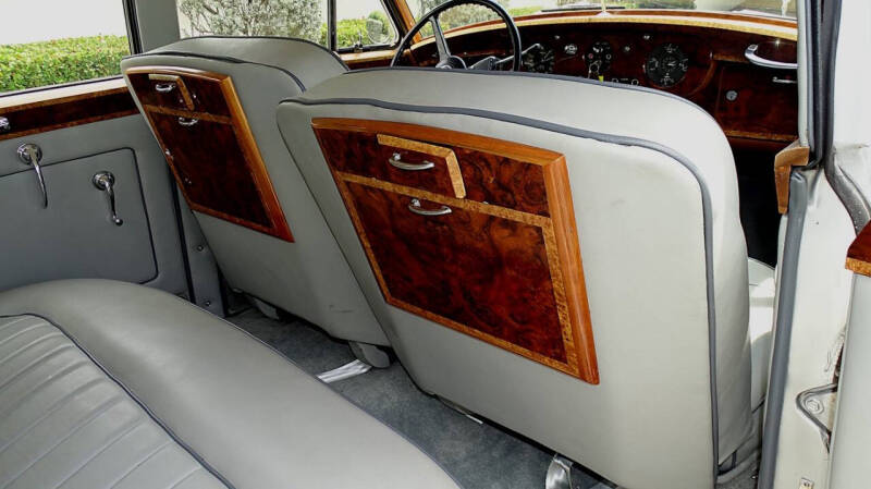 1957 Rolls-Royce Silver Cloud III