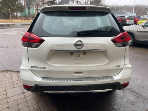 2018 Nissan Rogue S