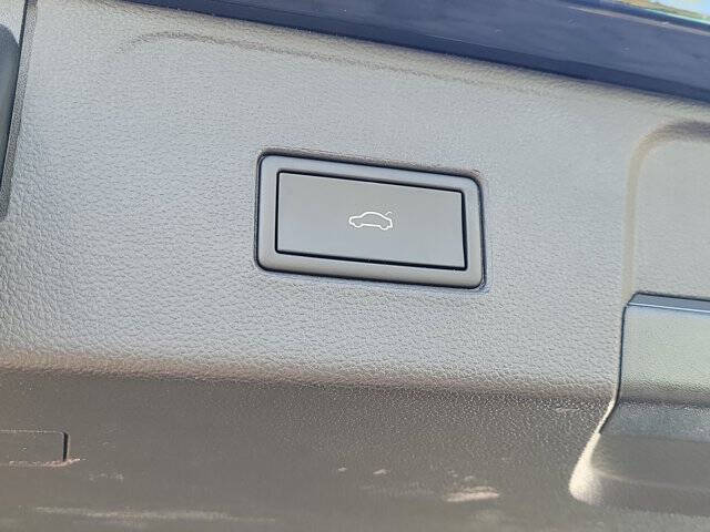 2022 Volkswagen Atlas V6 SE