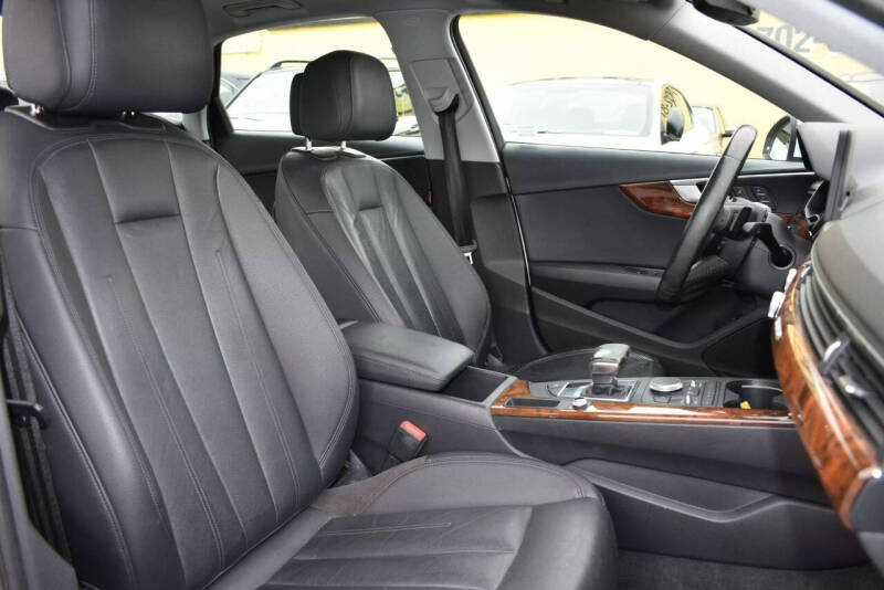 2017 Audi A4 2.0T quattro Premium