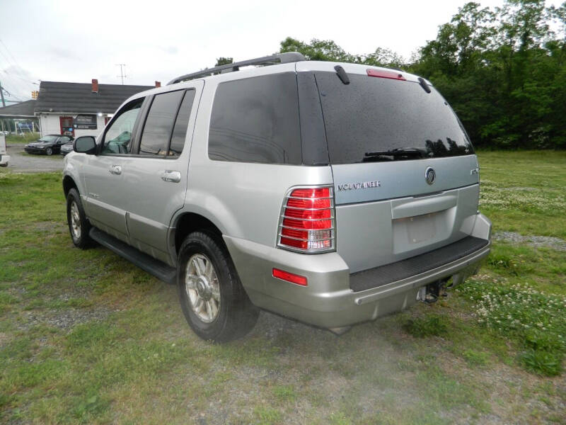 2002 Mercury Mountaineer null photo 4