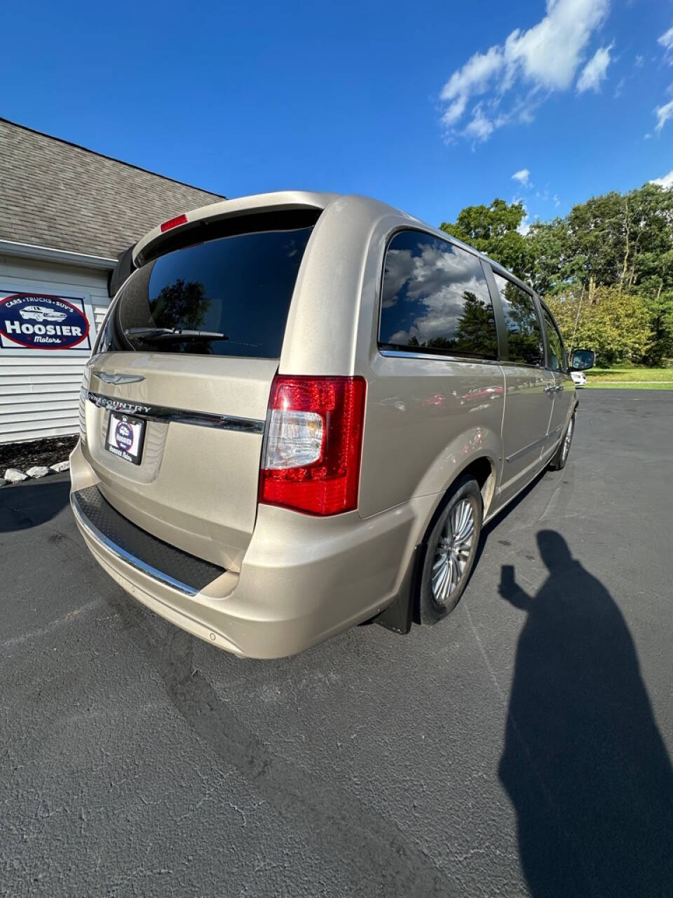 2015 Chrysler Town and Country for sale at Hoosier Motors in Westfield, IN