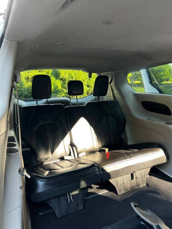 2021 Chrysler Voyager LXi