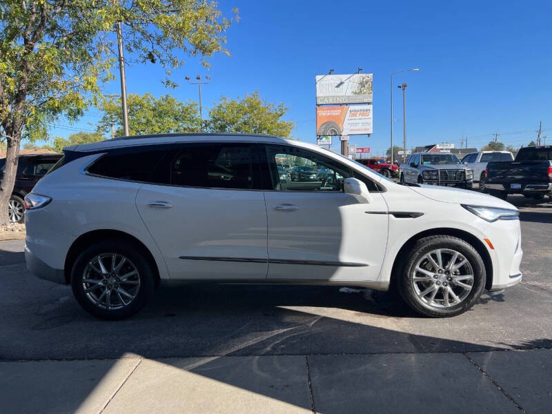 2022 Buick Enclave Premium
