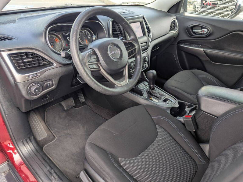 2019 Jeep Cherokee Latitude